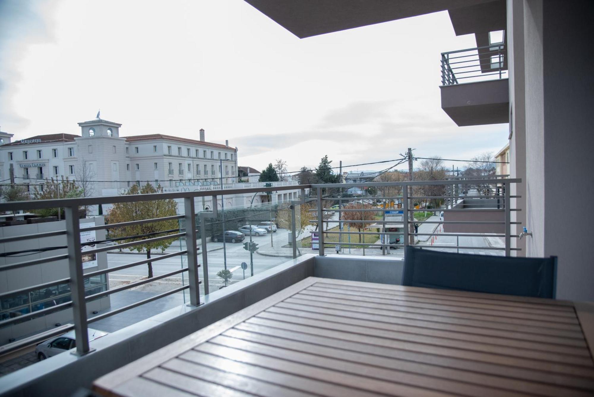 Smart Green Appartments Larissa Eksteriør billede